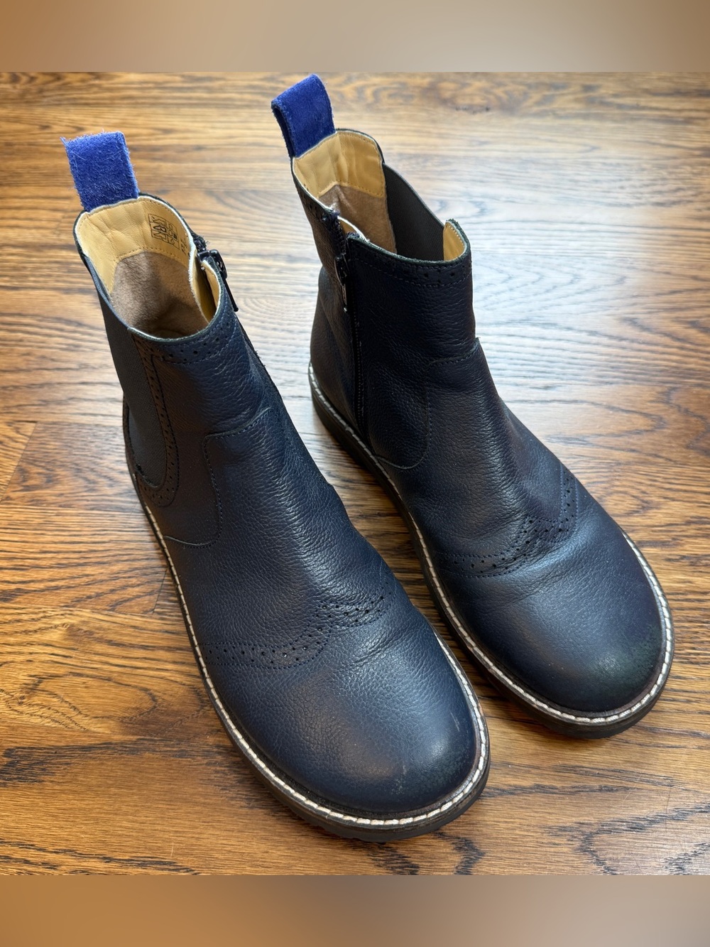 Mini Boden Girls Navy Leather Chelsea Wingtip Brogue ankle Boots Size US4.5